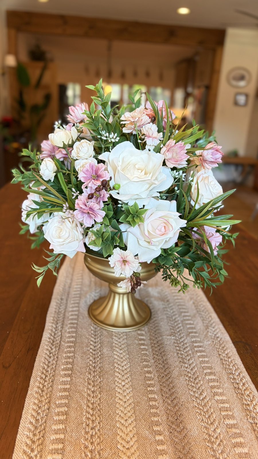 Classic & Elegant floral arrangement